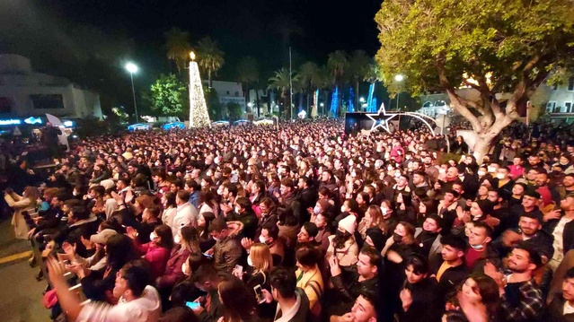 Melek Mosso'dan hayranlarına müjde