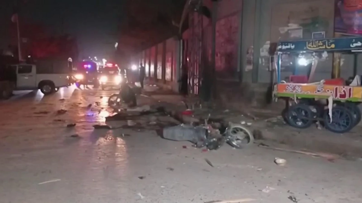 Pakistan\'da Patlama: 4 Ölü, 16 Yaralı