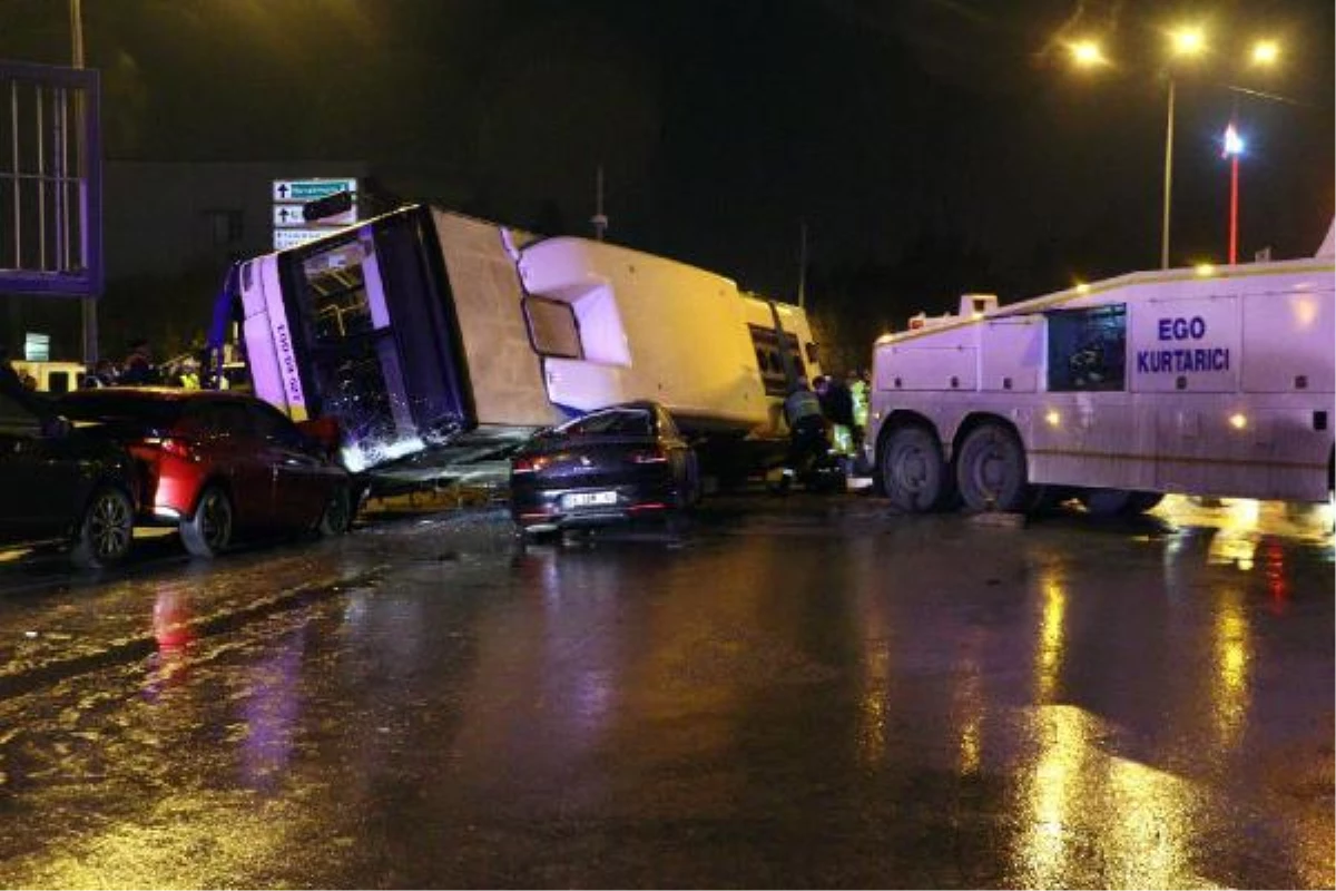 Ankara\'da otomobille çarpışan EGO otobüsü iki aracın üzerine devrildi: 14 yaralı