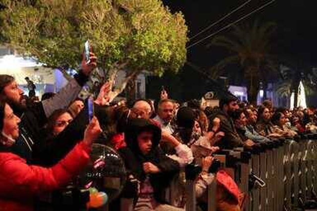 Bodrum'da binlerce kişi meydanları doldurdu