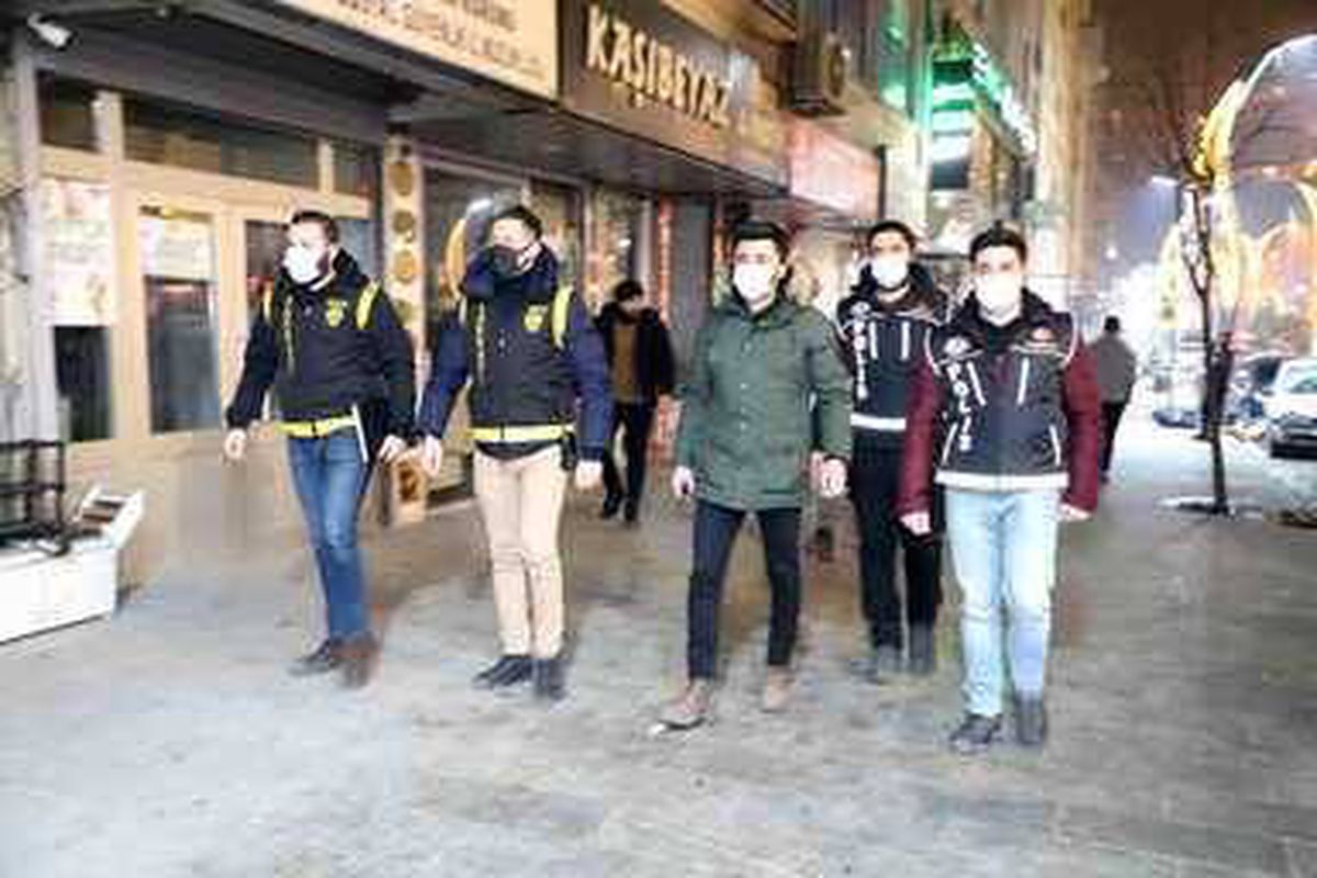 Hakkari polisinden yılbaşı denetimi