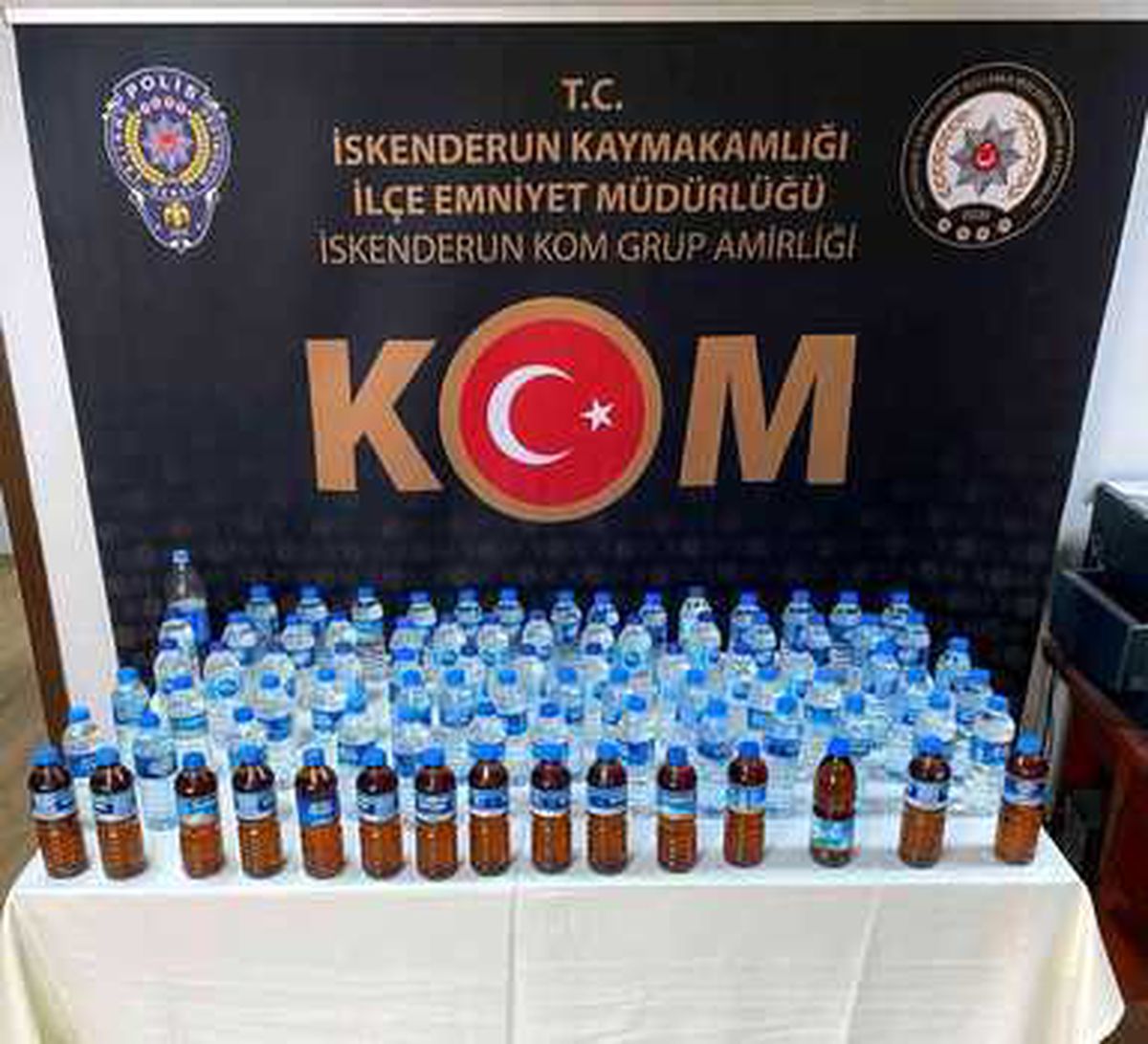 İskenderun\'da 85 pet şişe sahte içki ele geçirildi