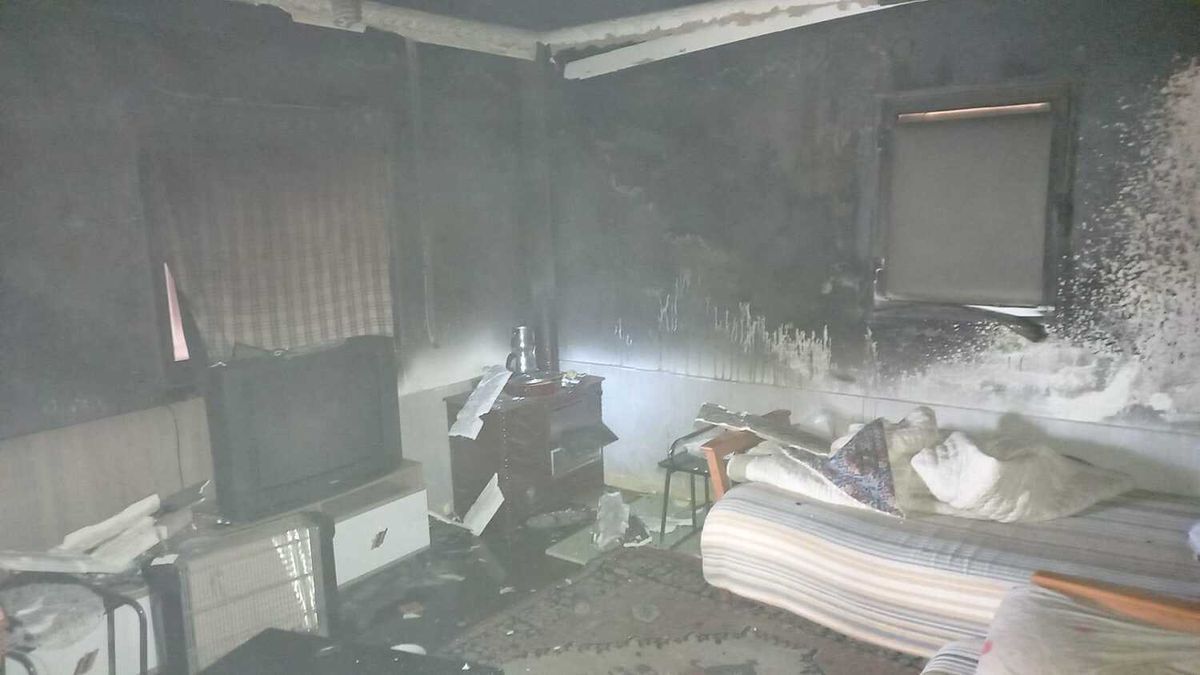 Muğla\'da evinde yangın çıkan yaşlı kadını itfaiye kurtardı