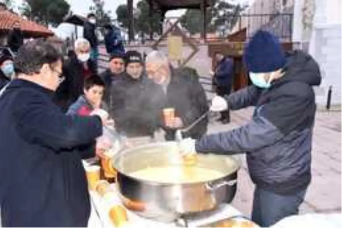 Yeni yılın ilk sabahında camiler doldu