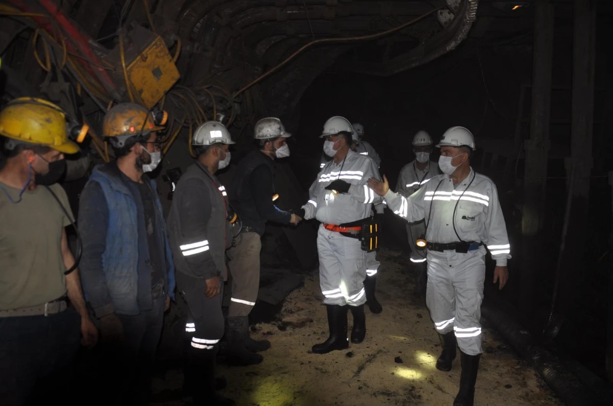 MHP Grup Başkanvekili Akçay, Soma\'da madencilerle buluştu