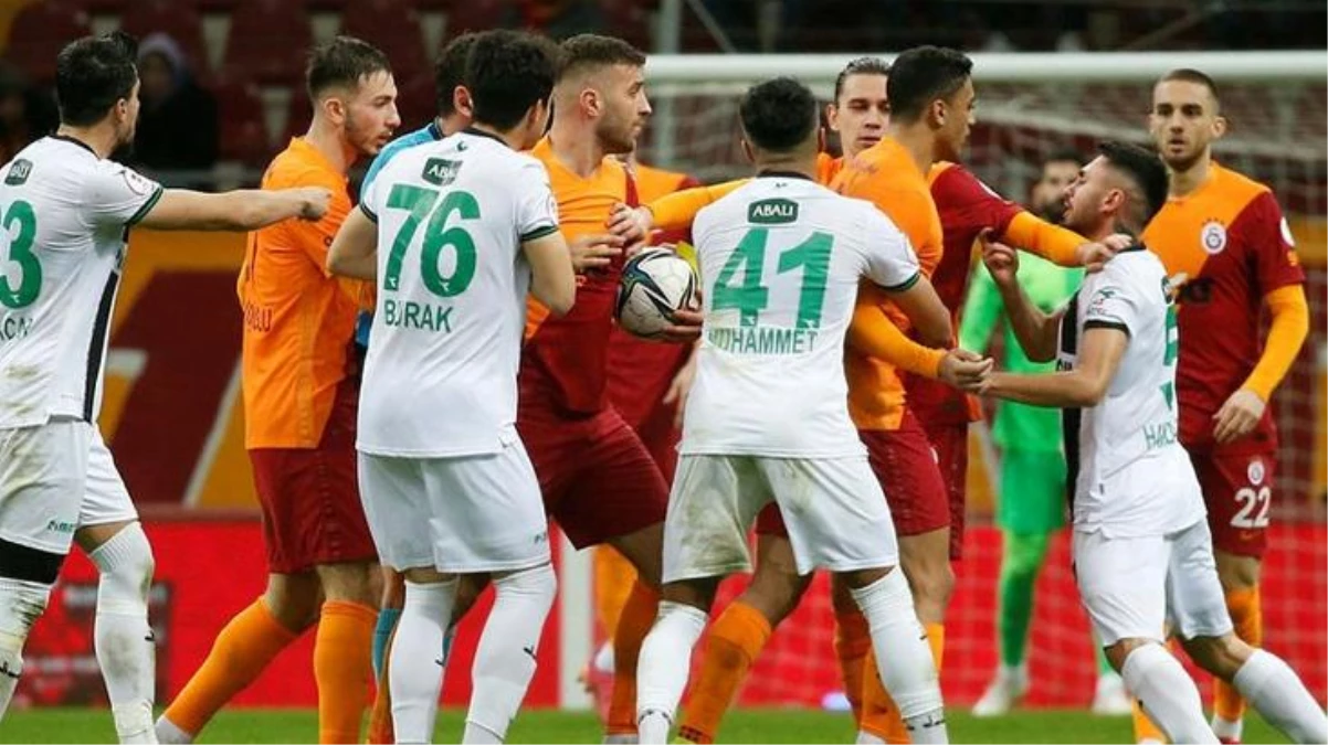 1 hafta önce Galatasaray\'ı elemişlerdi! Denizlispor\'da takımın yarısı korona çıktı