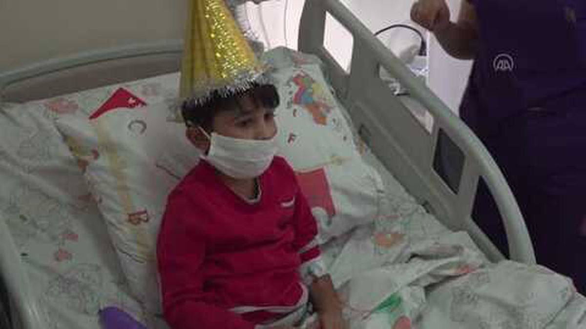 Kovid-19'a bağlı MIS-C tedavisi gören 6 yaşındaki Behram sağlığına kavuştu