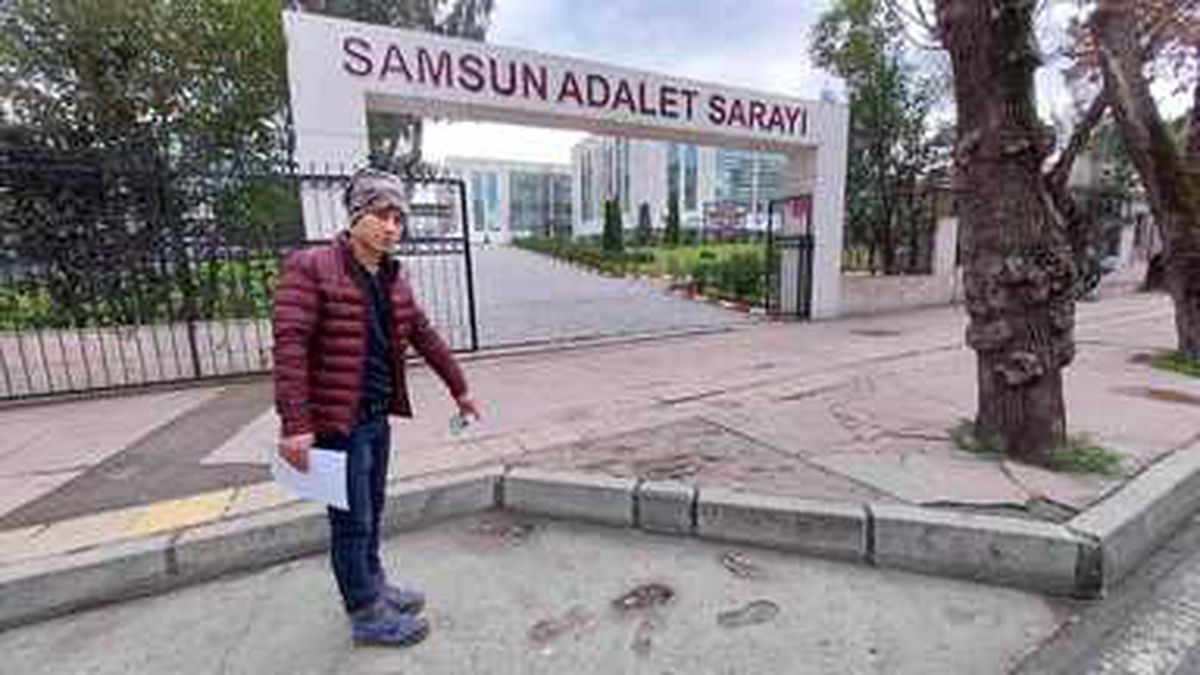 Adliye önünde bisikleti çalındı