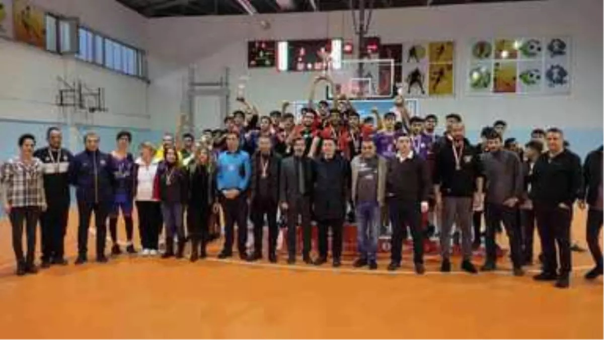 Diyarbakır\'da voleybolun şampiyonu 15 Temmuz