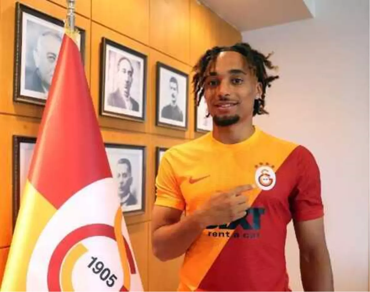 Galatasaray\'da sağ bek belirsizliği