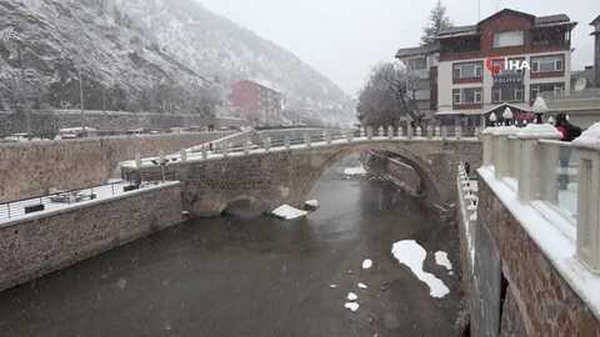 Gümüşhane'den kartpostallık kar manzaraları