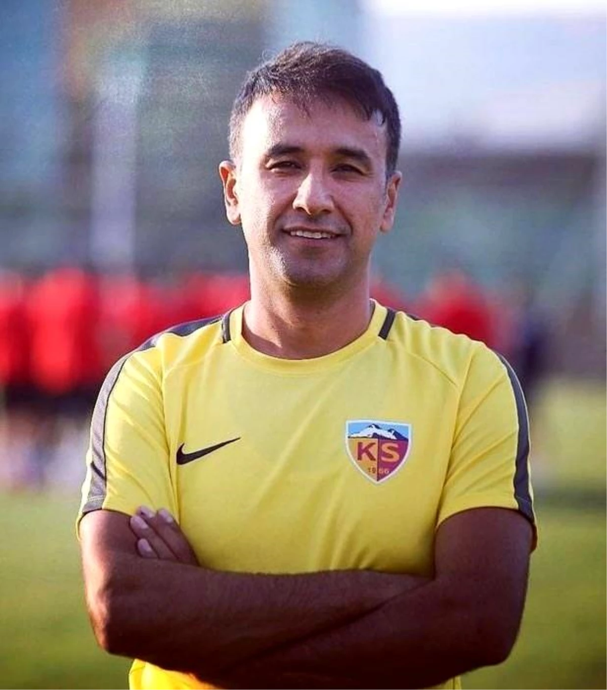 Kayserispor\'da Mehmet Karakuş ile yollar ayrıldı