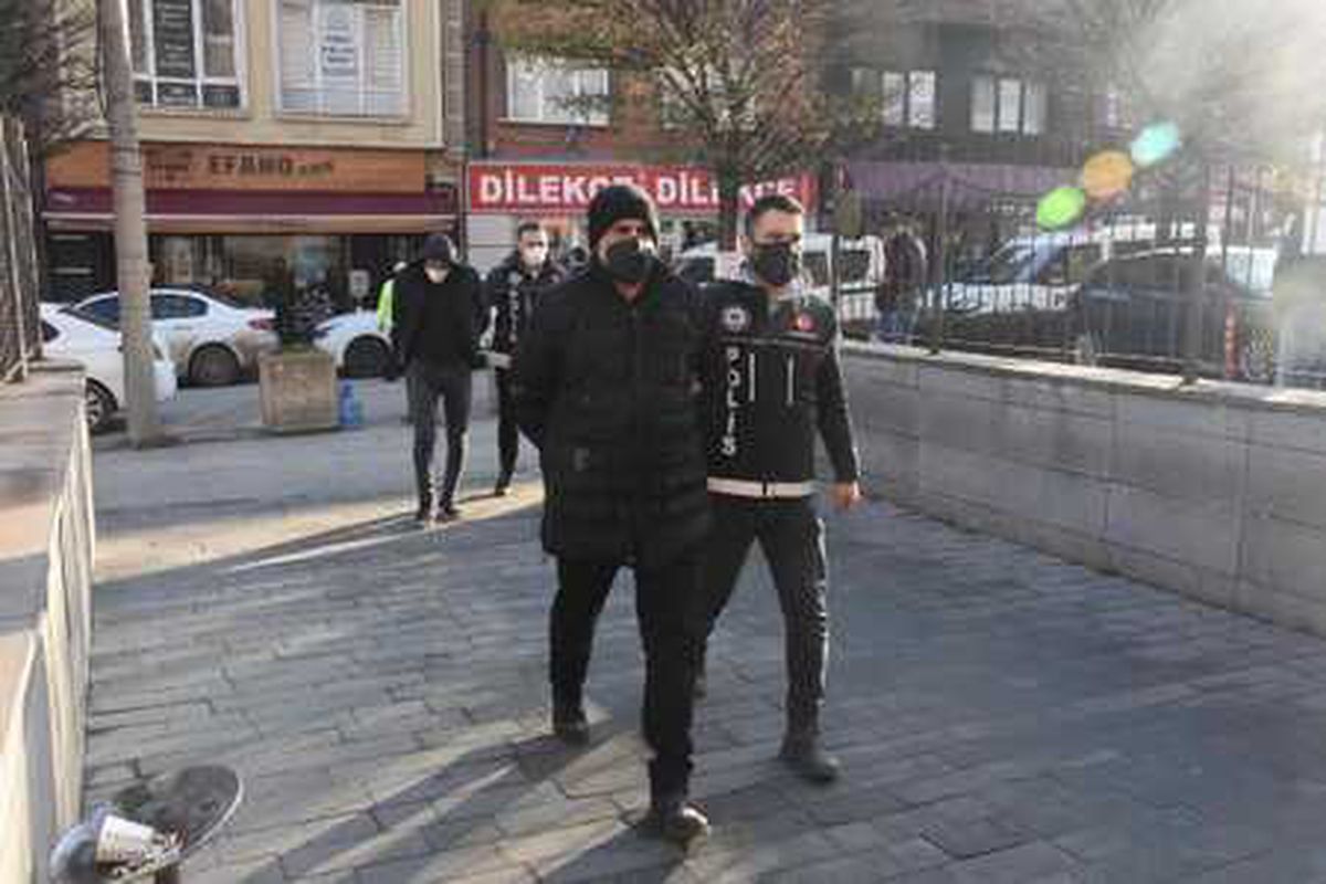 Boya kovasından uyuşturucu çıktı (2)