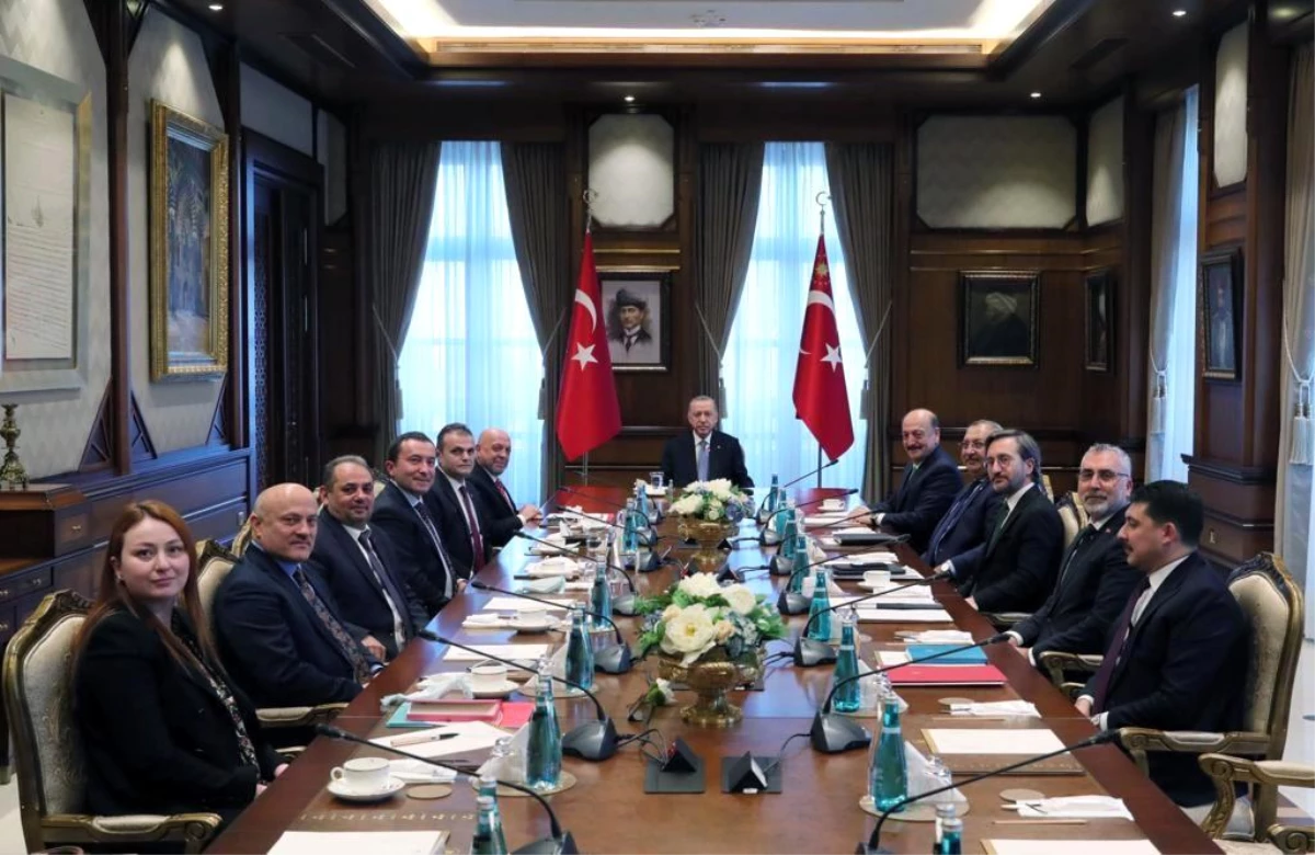Cumhurbaşkanı Erdoğan Bakan Bilgin ve Hak-İş heyetini kabul etti