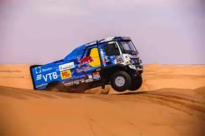 Dakar Rallisi'ne Nasser Al-Attiyah damga vurmaya devam ediyor