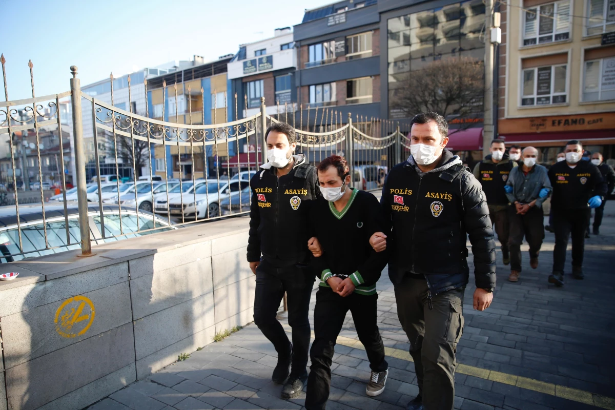 Eskişehir\'deki iki cinayetin şüphelileri tutuklandı