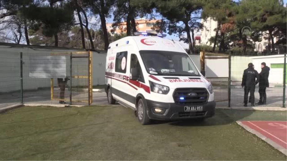 KIRKLARELİ - 76 yaşındaki hasta hava ambulansıyla İstanbul\'a sevk edildi