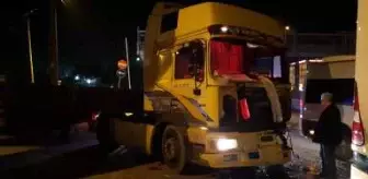 Kocasının kullandığı tırın altında kaldı