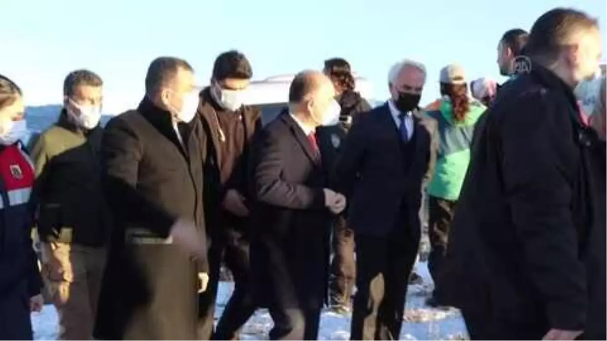 Son dakika haberi | Kayseri\'de öğrencileri taşıyan midibüs devrildi, 2 kişi öldü, 20 kişi yaralandı