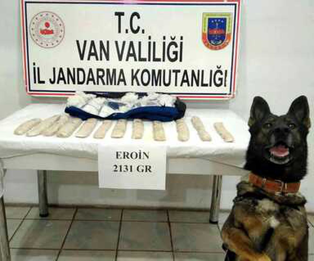 Van\'da 2 kilo 131 gram eroin ele geçirildi