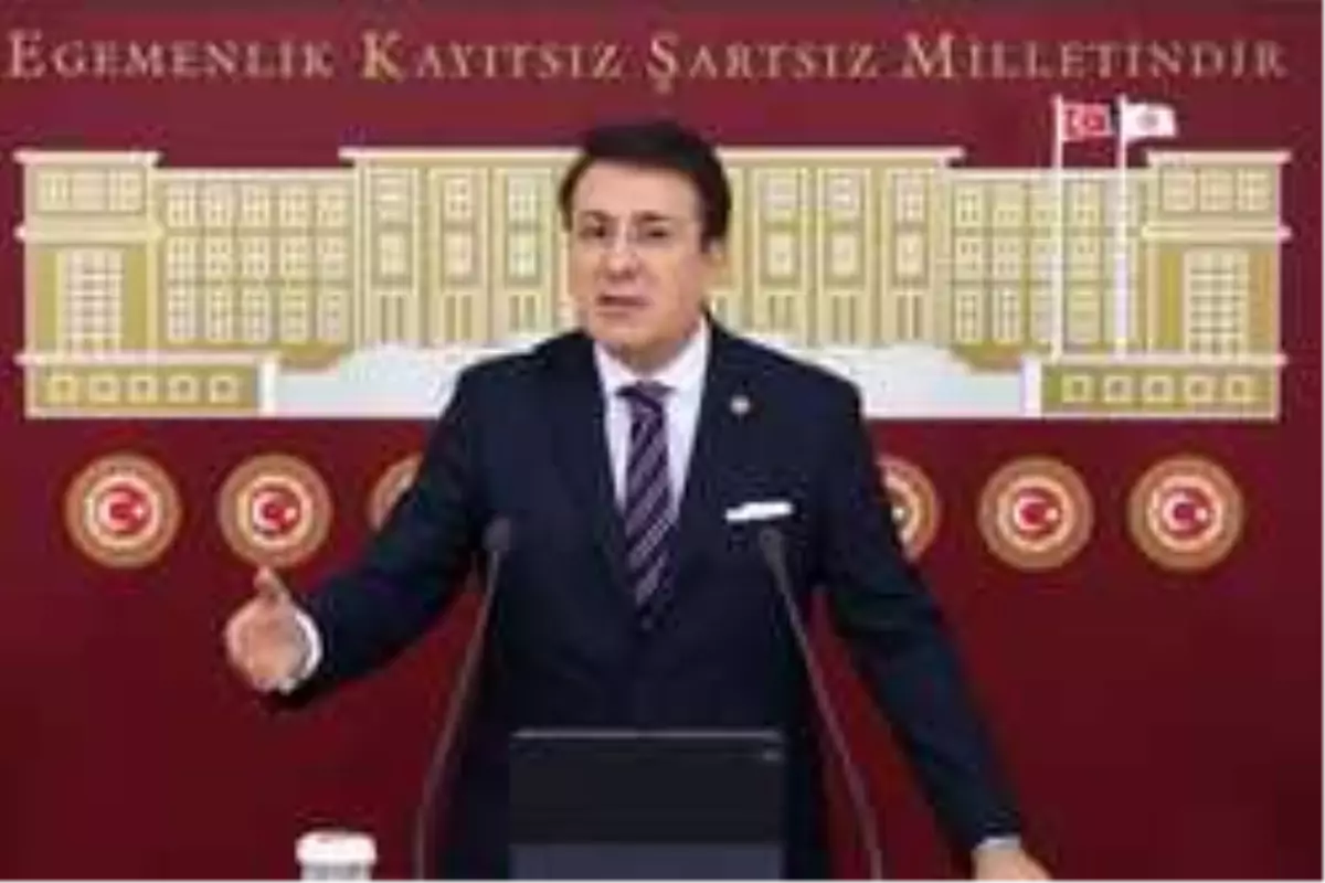 Aydemir: \'Başörtüsü milletimizin değeridir\'