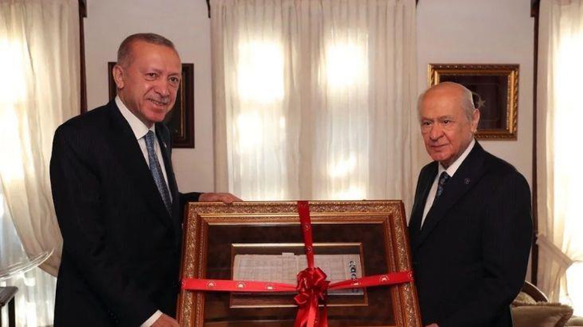 Erdoğan ve Bahçeli\'nin masasındaki 4 kritik başlık!