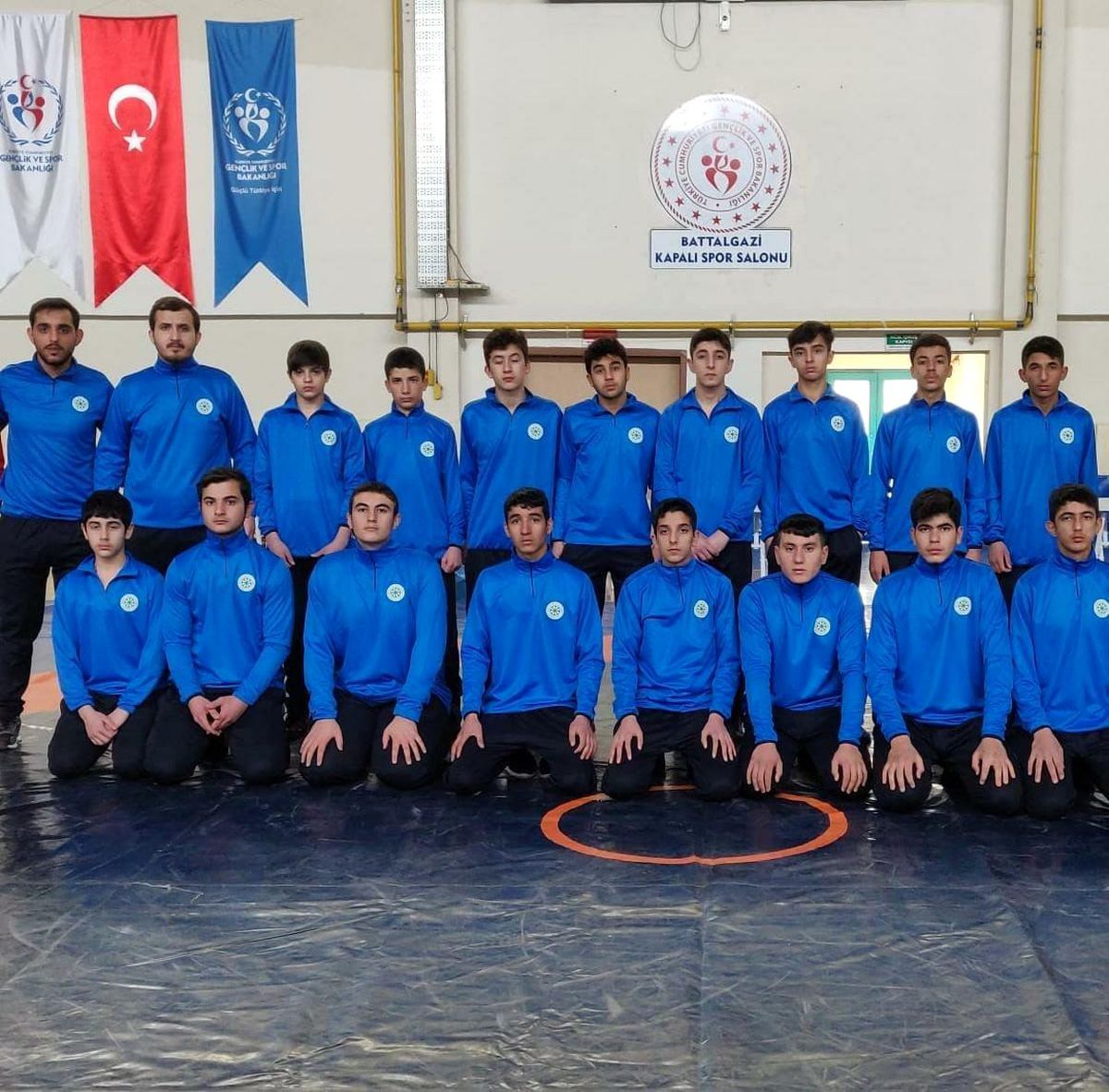 Güreş Şampiyonasında Akçadağ damgası