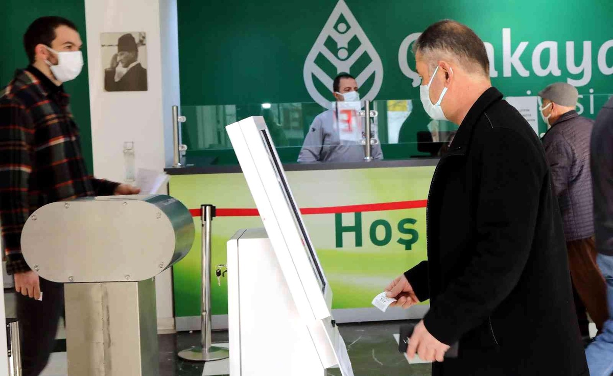 Halk Masası\'ndan 140 bin kişiye hizmet