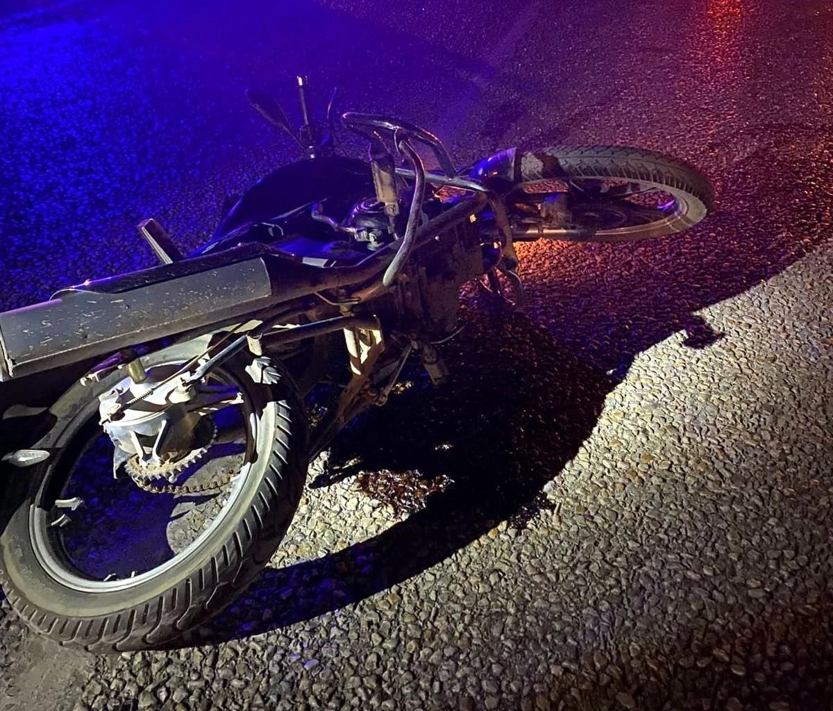Manisa\'da otomobil ile motosiklet çarpıştı: 1 yaralı