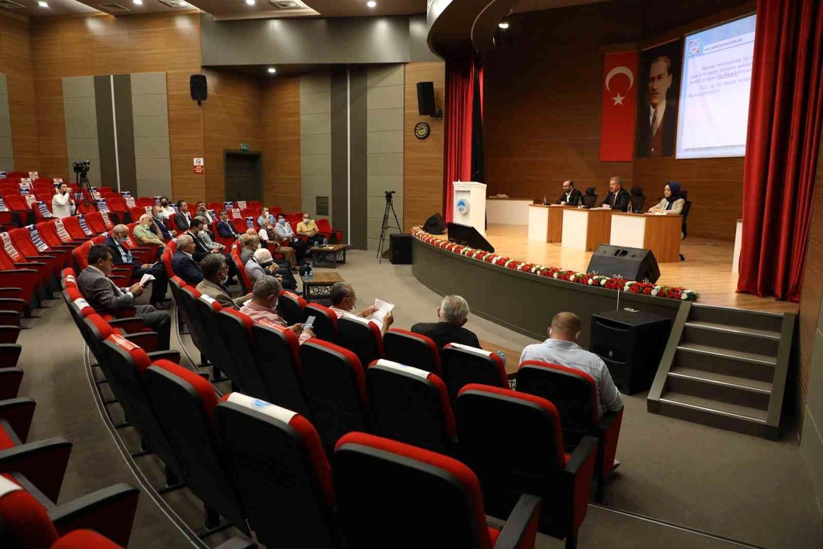Meclis ve encümen uyum içinde Melikgazi için çalışıyor