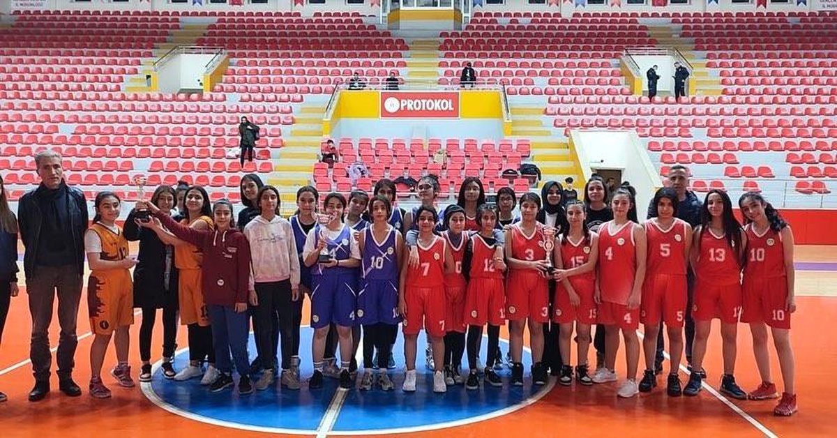 Bağlar Belediyespor, basketbolda Diyarbakır şampiyonu
