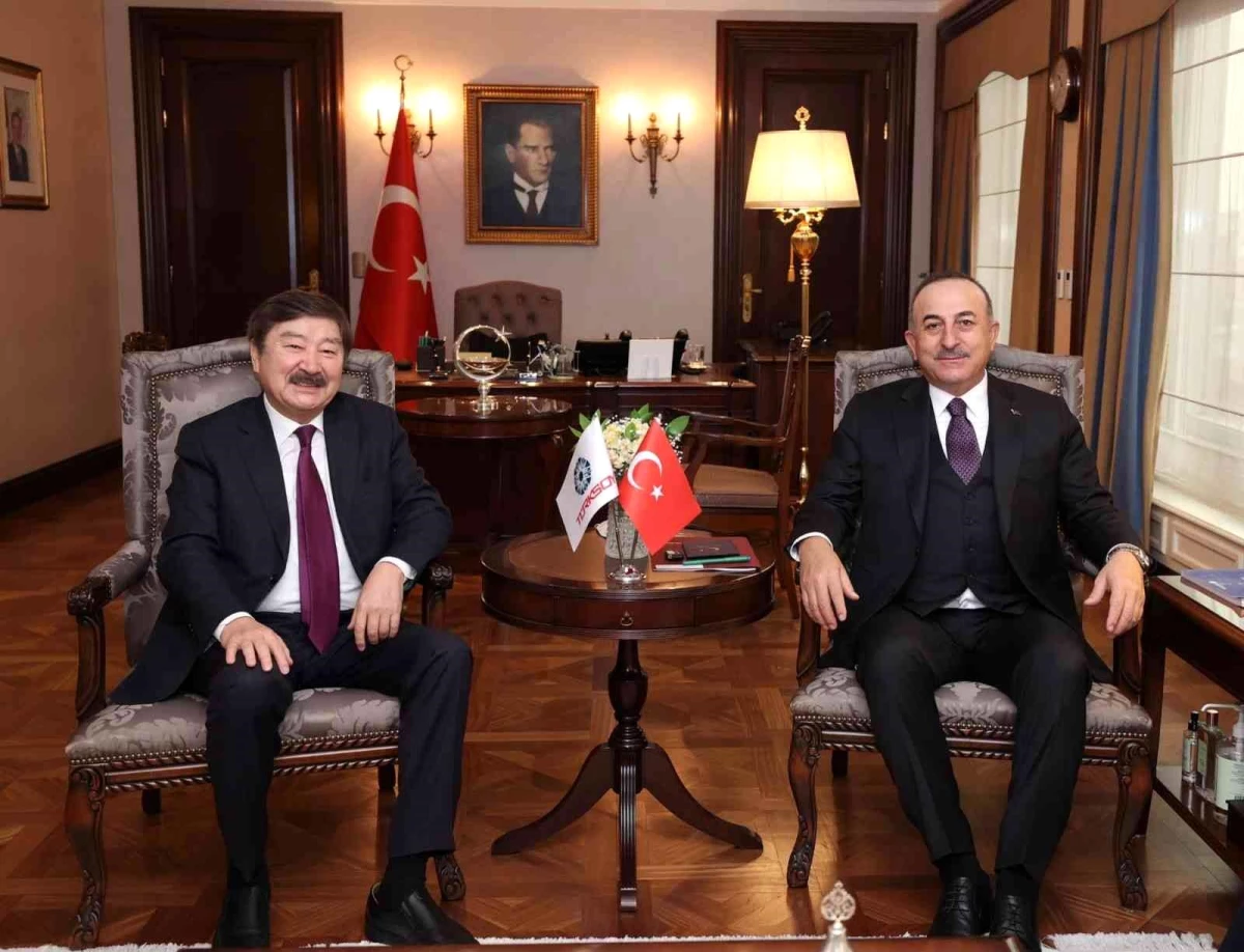 Son dakika gündem: Dışişleri Bakanı Çavuşoğlu, Kosova Bölgesel Kalkınma Bakanı Damka ile görüştü