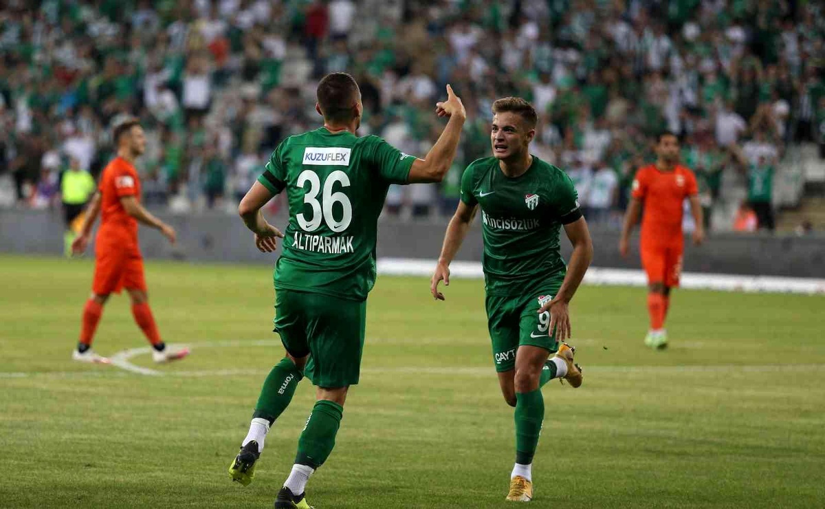 Bursaspor, İstanbul deplasmanında Adanaspor\'la karşılaşacak