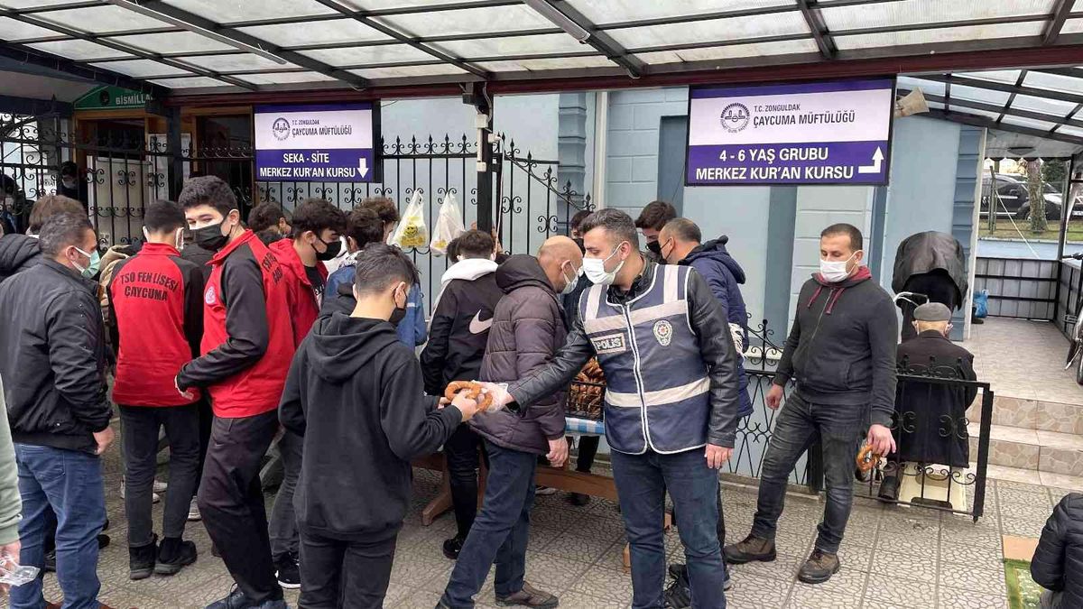 Son dakika haberleri! Çaycuma\'da şehit polisler anıldı