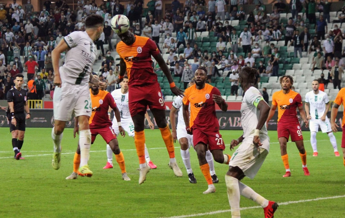 Galatasaray ikinci yarıya Giresunspor maçı ile başlıyor