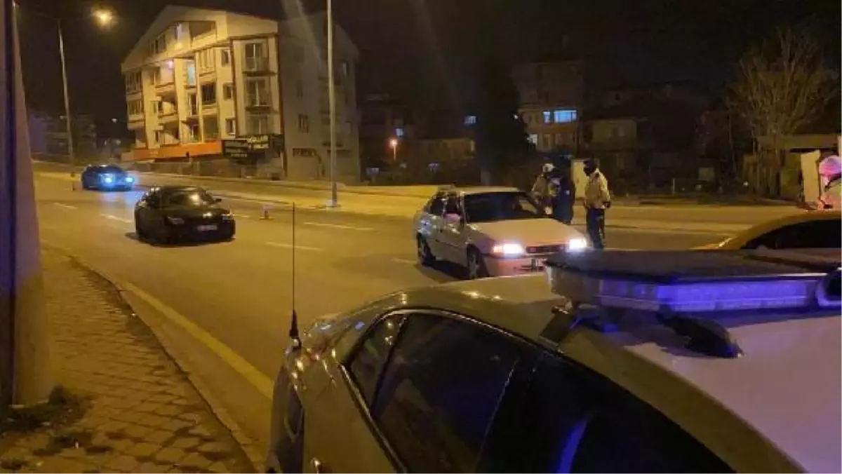 Kırıkkale\'de polisin durdurduğu otomobilde uyuşturucu madde ele geçirildi