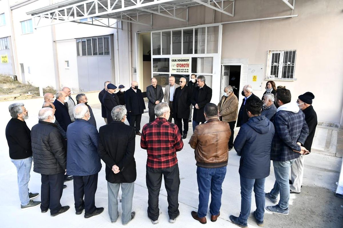Mamak Belediye Başkanı Köse\'den muhtar ve esnaflara ziyaret