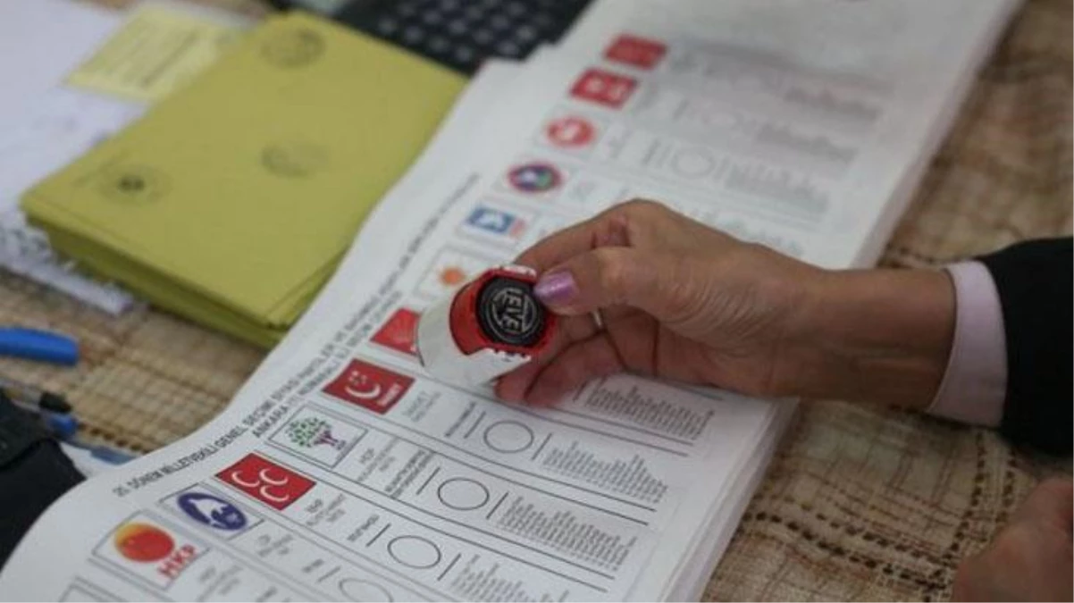 AK Parti\'den CHP için anketlerde verilen oy oranına itiraz var