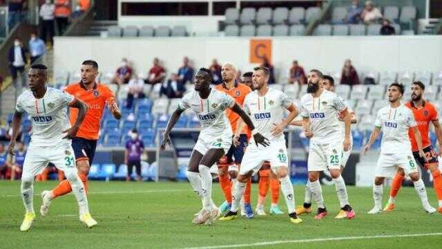 Tam 12 erkek koronaya yakalandı! Futbolda gözler TFF'ye çevrildi