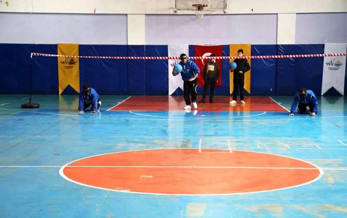 Van Büyükşehir Belediyesinden Goalball farkındalık müsabakası