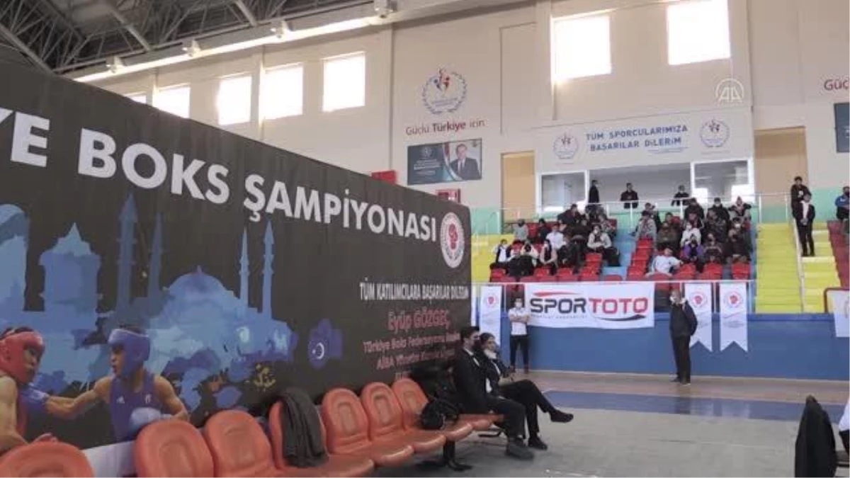 22 Yaş Altı Türkiye Ferdi Boks Şampiyonası başladı