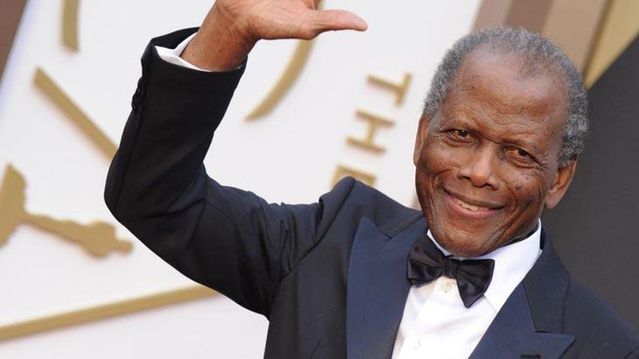 ABD'de Oscar kazanan ilk siyahi aktör Sidney Poitier, 94 yaşında yaşamını yitirdi