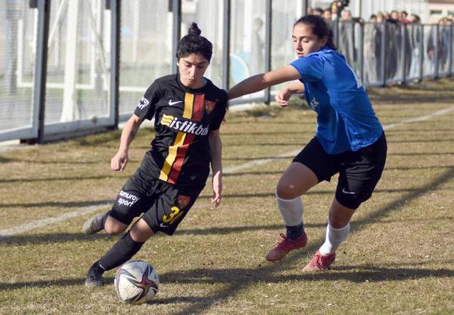 Kayseri Kadın Futbol Kulübü - İlkadım Belediye Yabancılar Pazarı Spor: 2-1