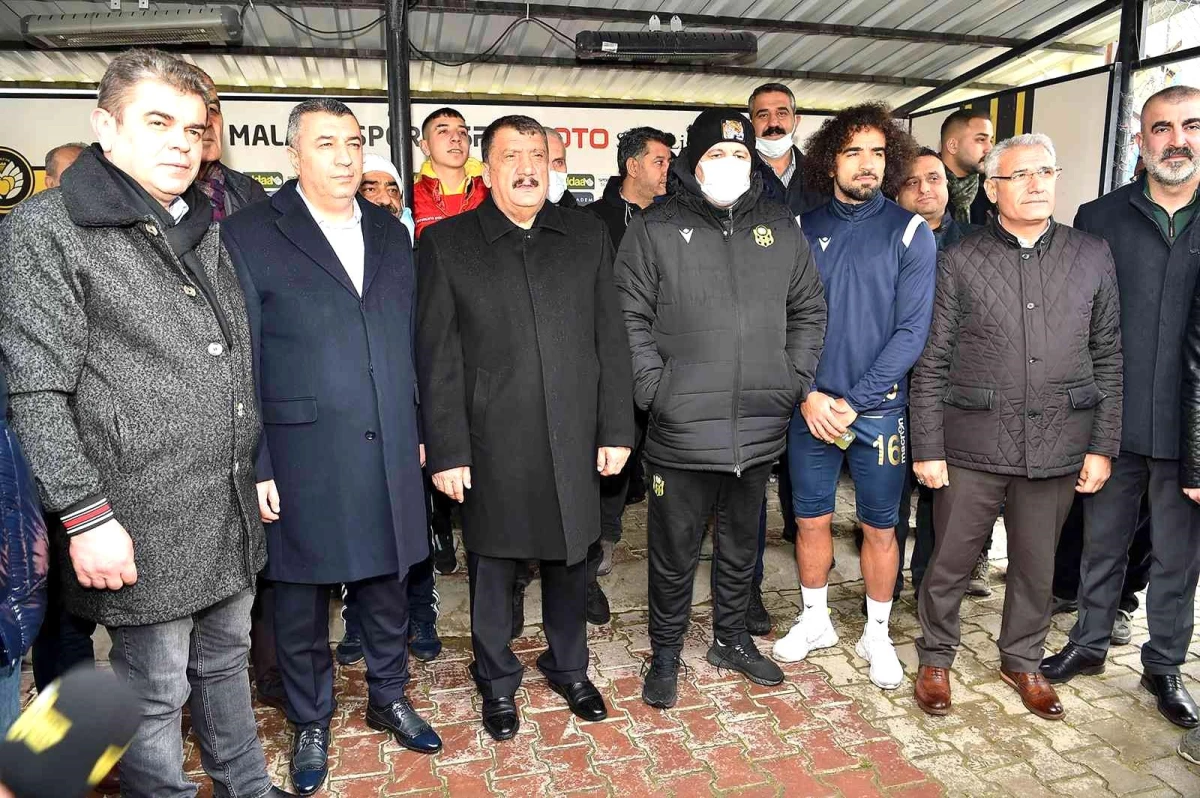 Başkan Gürkan\'dan Yeni Malatyaspor\'a destek ziyareti