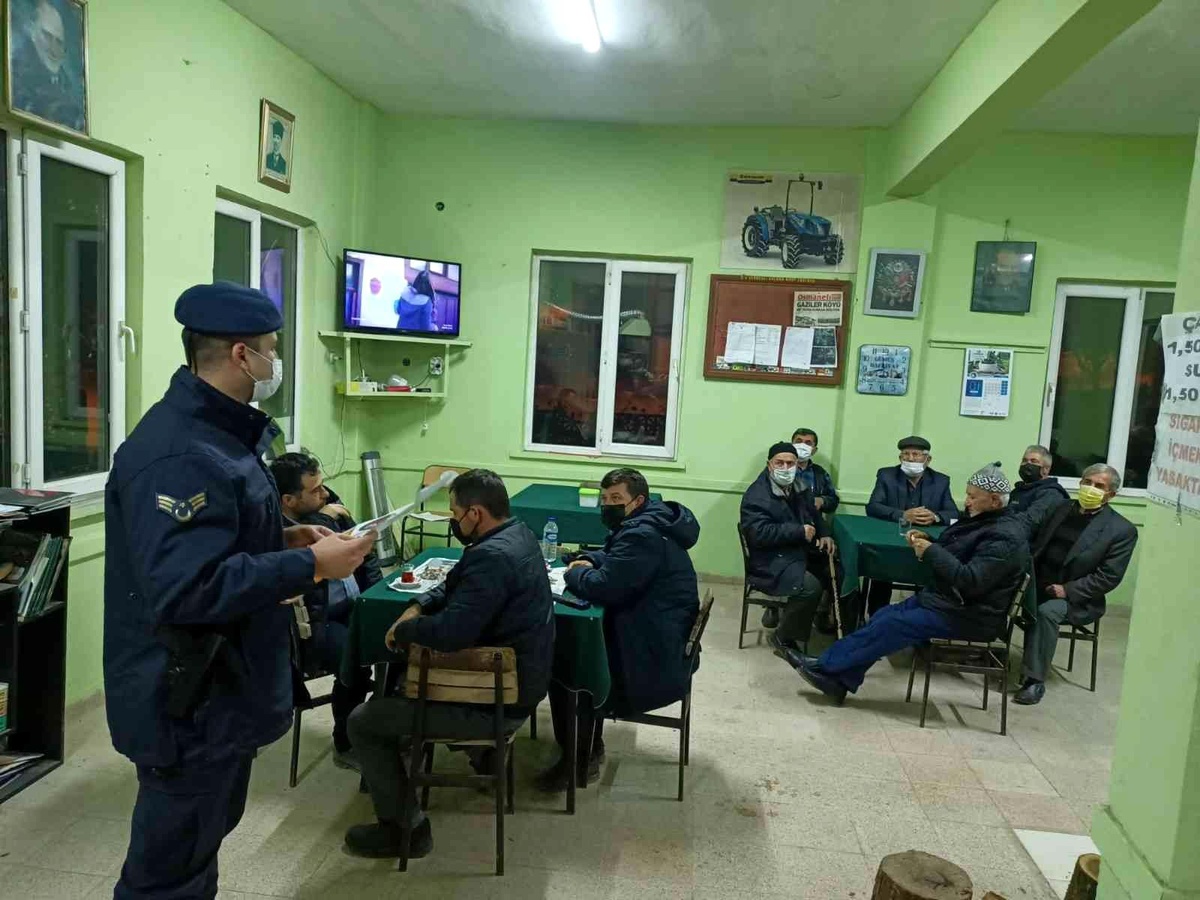 Osmaneli\'nde jandarma ekiplerinden vatandaşlara hırsızlık ve dolandırıcılık uyarısı