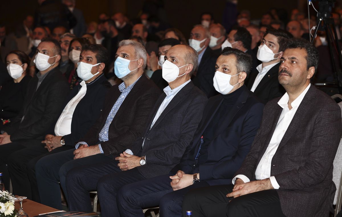 Kurtulmuş: 'Bizim adayımız belli. Recep Tayyip Erdoğan'ı inşallah 2023'te yeniden Cumhurbaşkanı yapacağız'