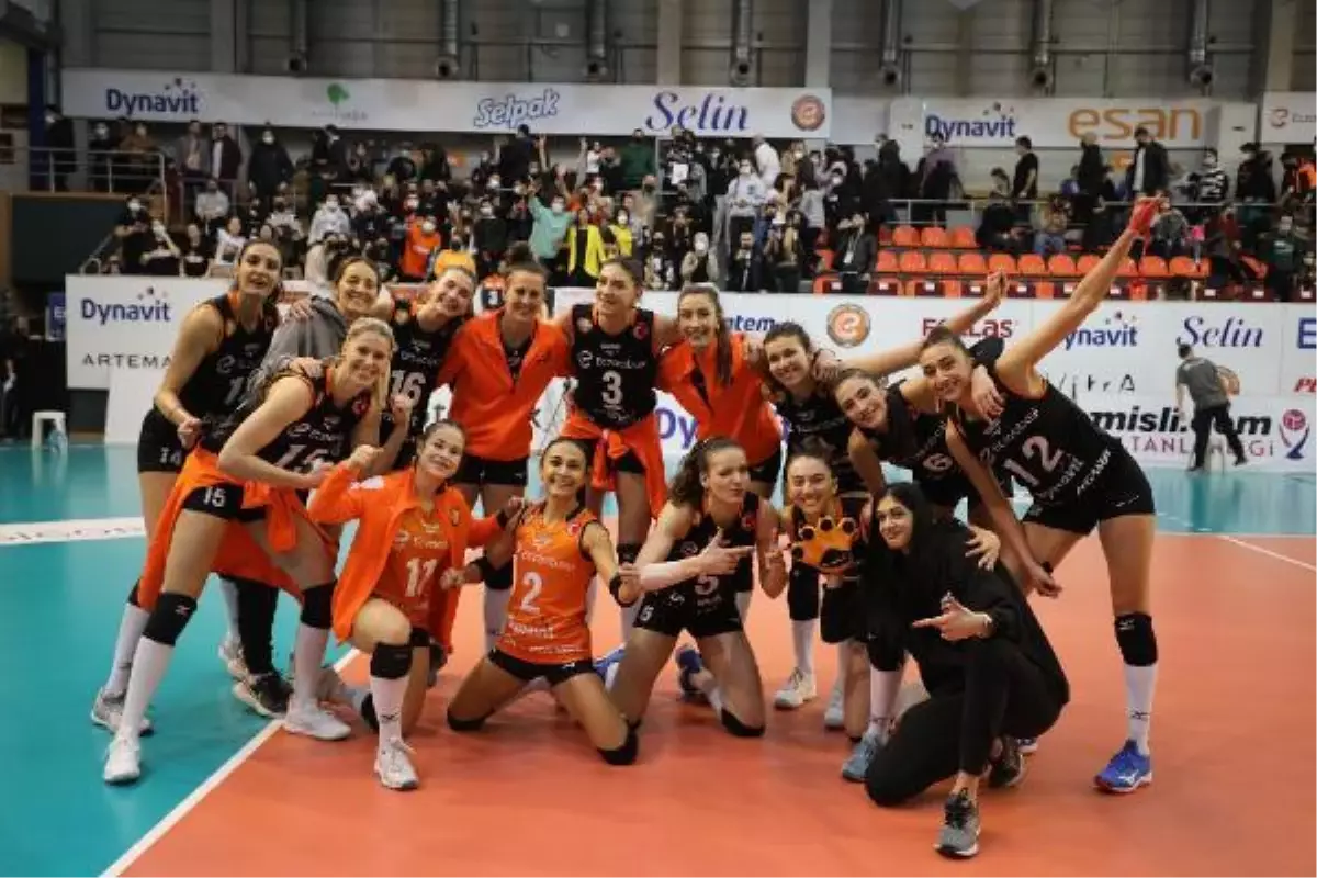 Nilüfer Belediyespor: 3-0