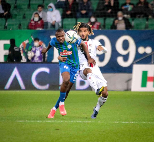 Spor Toto Süper Lig: Ç.Rizespor: 0 Beşiktaş: 0 (Maç devam ediyor)