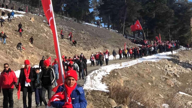 Son dakika haberi | Türkiye Sarıkamış'ta şehitlerine yürüyor