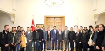 Basın mensuplarından Valiye İdareciler Günü ziyareti